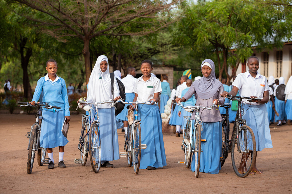 Velafrica e.V.: Bike to School